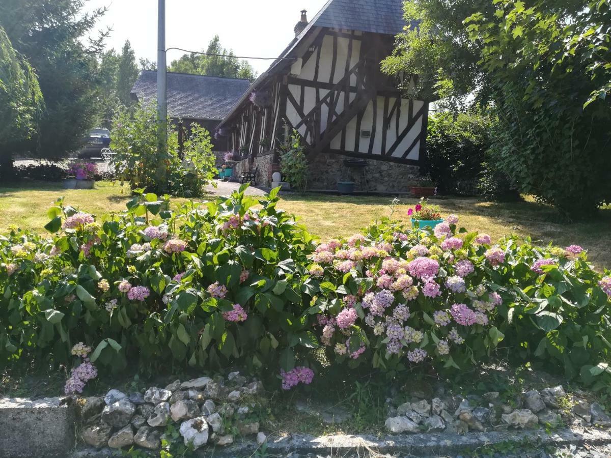 Toutainville Le Clos Des Hortensias מראה חיצוני תמונה